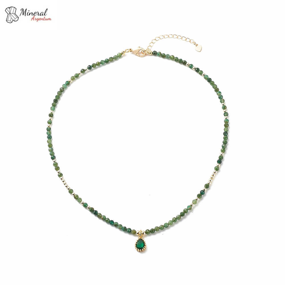 Náhrdelník z achátu s přívěškem ve tvaru slzy